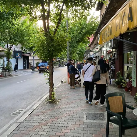 Downtown Central 2 Bedroom Ac Wifi Tirana