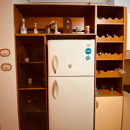 Downtown Central 2 Bedroom Ac Wifi * Tirana