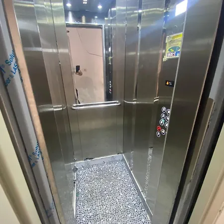 Διαμέρισμα Downtown Central 2 Bedroom Ac Wifi *
